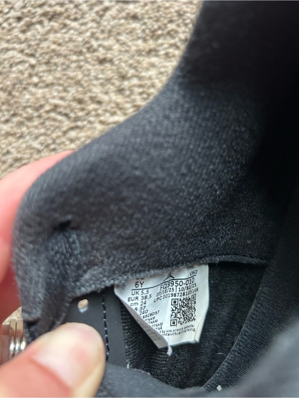 Jordan Spizike Low- Big Boys grade school - Picture 8 of 10